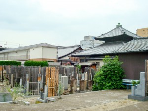 旧墓地の様子